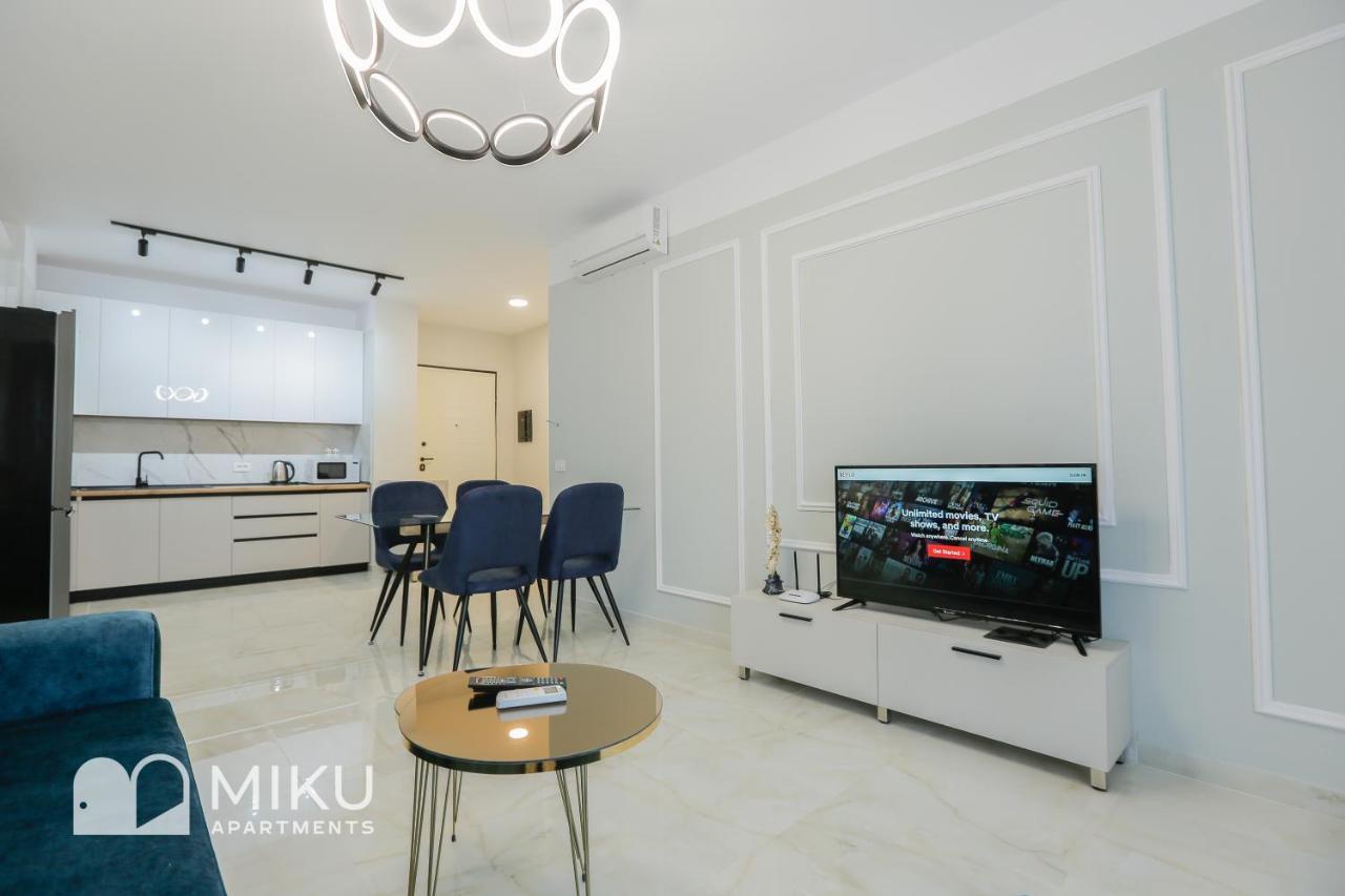 Miku Apartment - Vibrant 1Bd Apartment At Olympic Residence Tiranë Ngoại thất bức ảnh