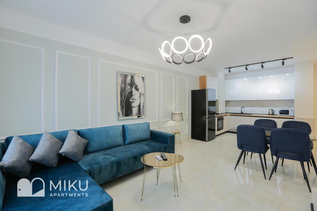 Miku Apartment - Vibrant 1Bd Apartment At Olympic Residence Tiranë Ngoại thất bức ảnh
