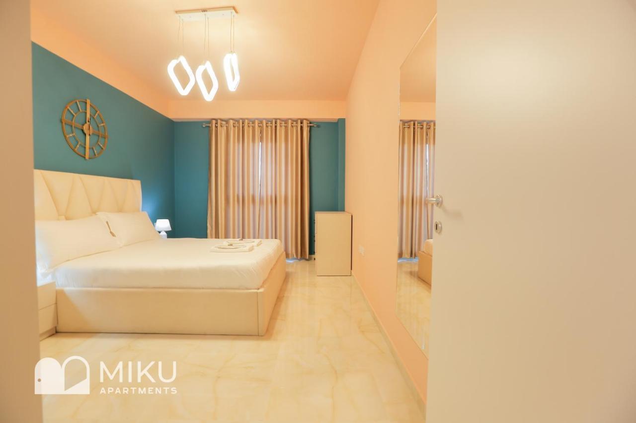 Miku Apartment - Vibrant 1Bd Apartment At Olympic Residence Tiranë Ngoại thất bức ảnh