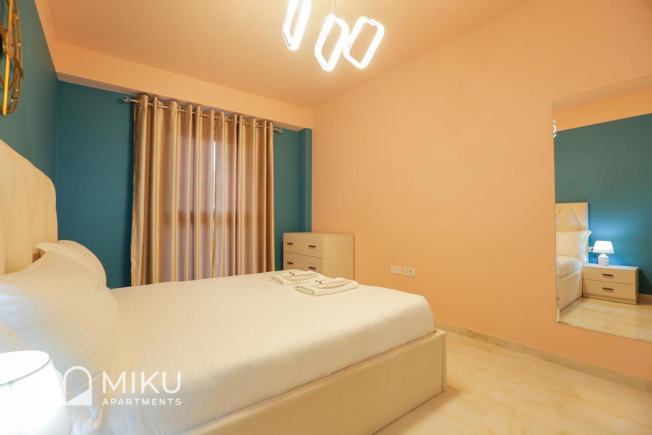 Miku Apartment - Vibrant 1Bd Apartment At Olympic Residence Tiranë Ngoại thất bức ảnh