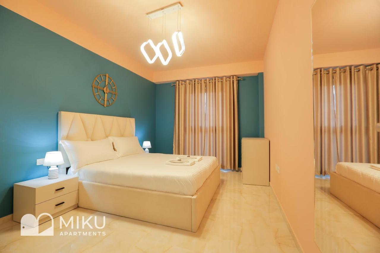 Miku Apartment - Vibrant 1Bd Apartment At Olympic Residence Tiranë Ngoại thất bức ảnh