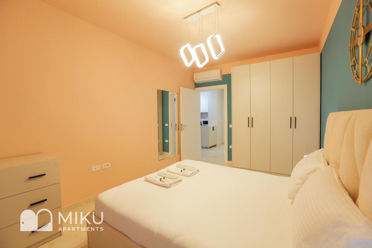 Miku Apartment - Vibrant 1Bd Apartment At Olympic Residence Tiranë Ngoại thất bức ảnh
