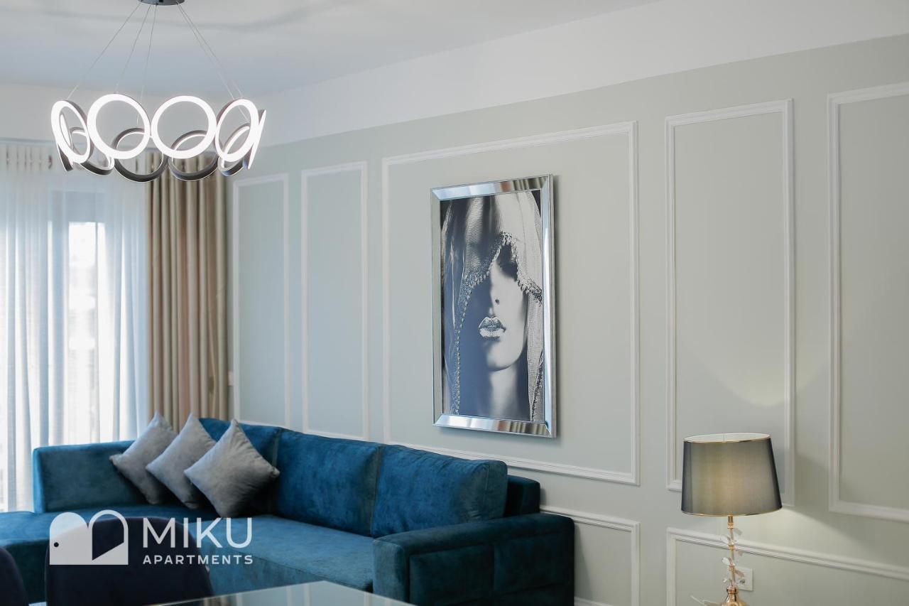 Miku Apartment - Vibrant 1Bd Apartment At Olympic Residence Tiranë Ngoại thất bức ảnh